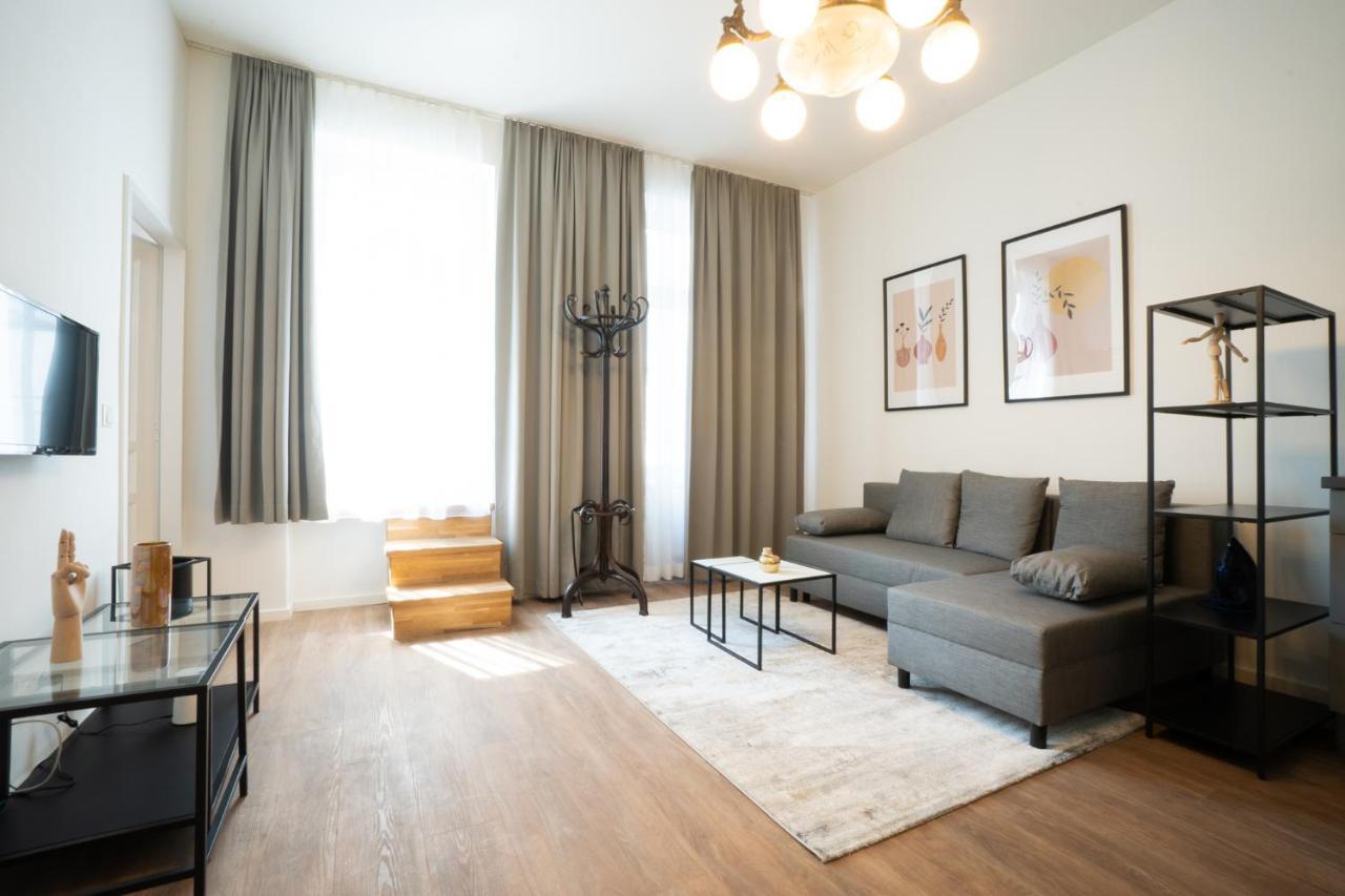 Spacious Apartment With Huge Shared Terrace And Grill Located Between City Centre And Donau River Wien Exterior foto