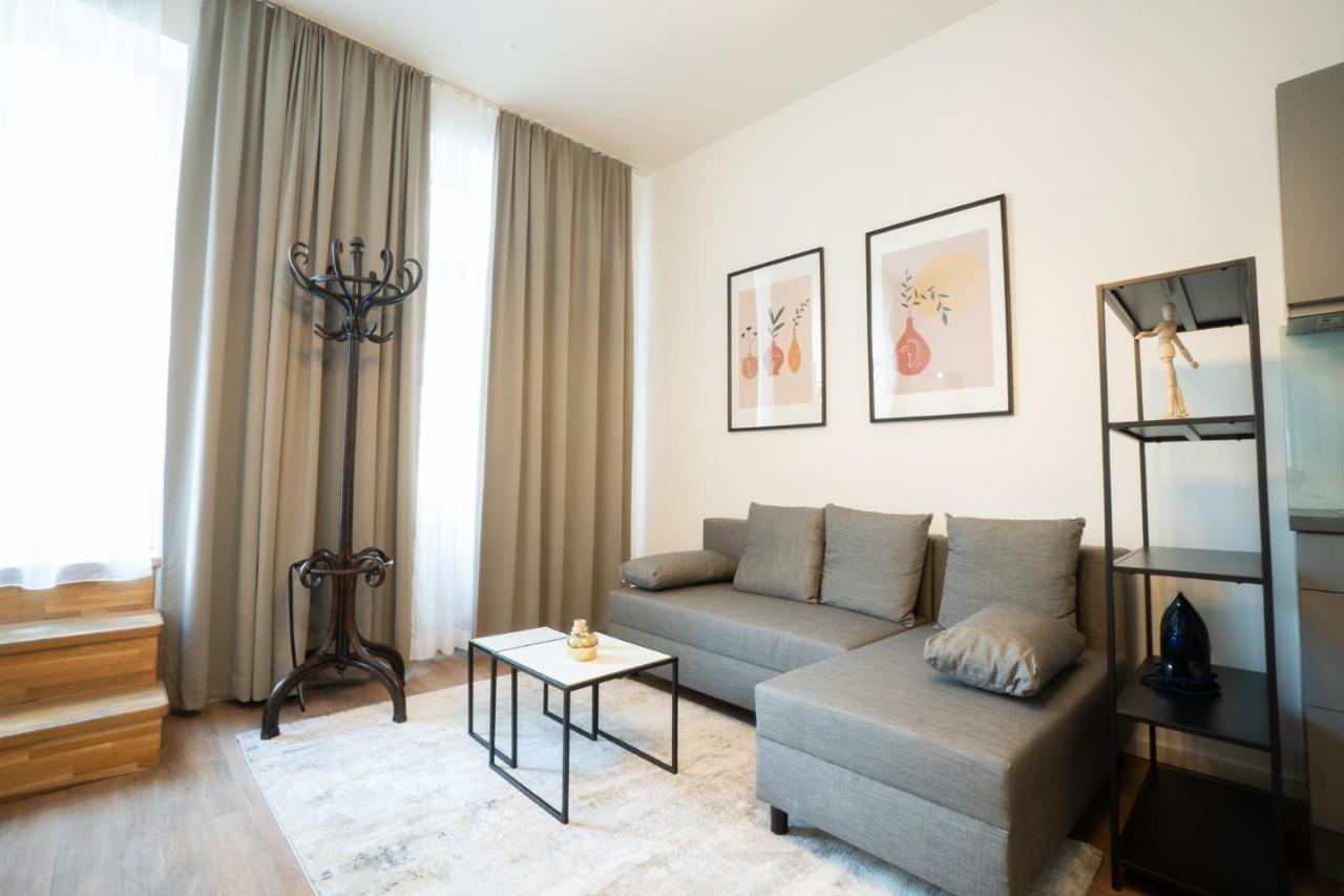 Spacious Apartment With Huge Shared Terrace And Grill Located Between City Centre And Donau River Wien Exterior foto