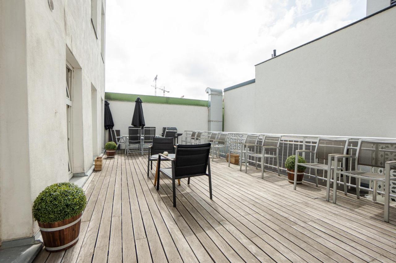 Spacious Apartment With Huge Shared Terrace And Grill Located Between City Centre And Donau River Wien Exterior foto